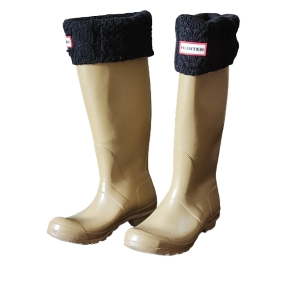 Hunter original tall rain boots color tan size 6M/7F socks included - Picture 1 of 10